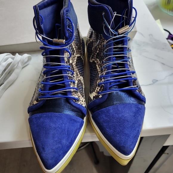 - Jimmy Choo size 9 - Picture 5 of 5